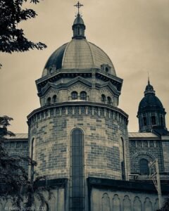 travel photography - Faithless Faith