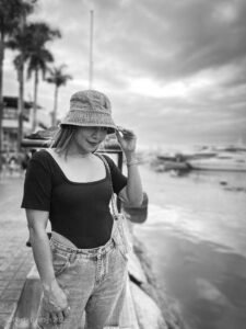 A Peek to the Outside World - @Hazelknots